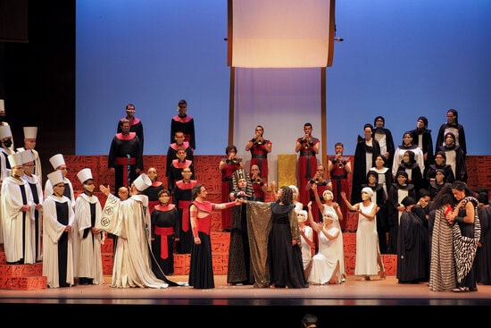 A scene from an Aida performance at Sabadell's Teatre de la Faràndula (by A.Bofill/Fundació Òpera Catalunya)